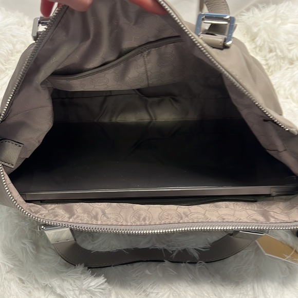 NWT MICHAEL Michael Kors Blaine Leather Satchel in Pearl grey Minimalist purs - Picture 12 of 15